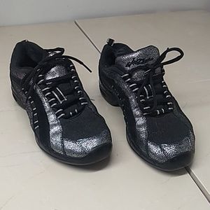 🔴Sansha Black & Silver Athletic Running Shoes